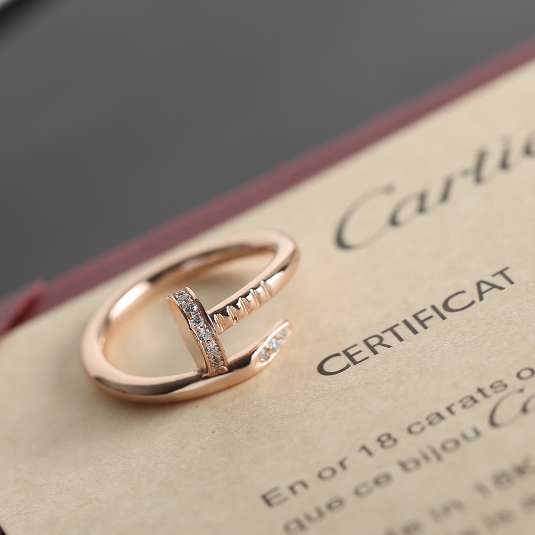 C@rtier Juste un Clou nail ring