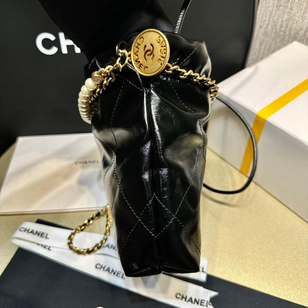Chanel 22 Mini Bag Shiny Crumpled Calfskin with Pearl Chain