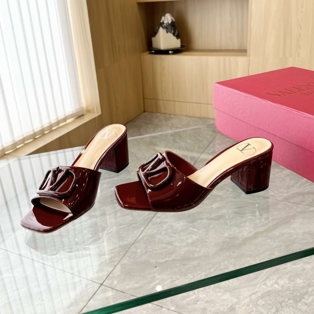 Valentino VLogo Signature Slide Sandal Burgundy