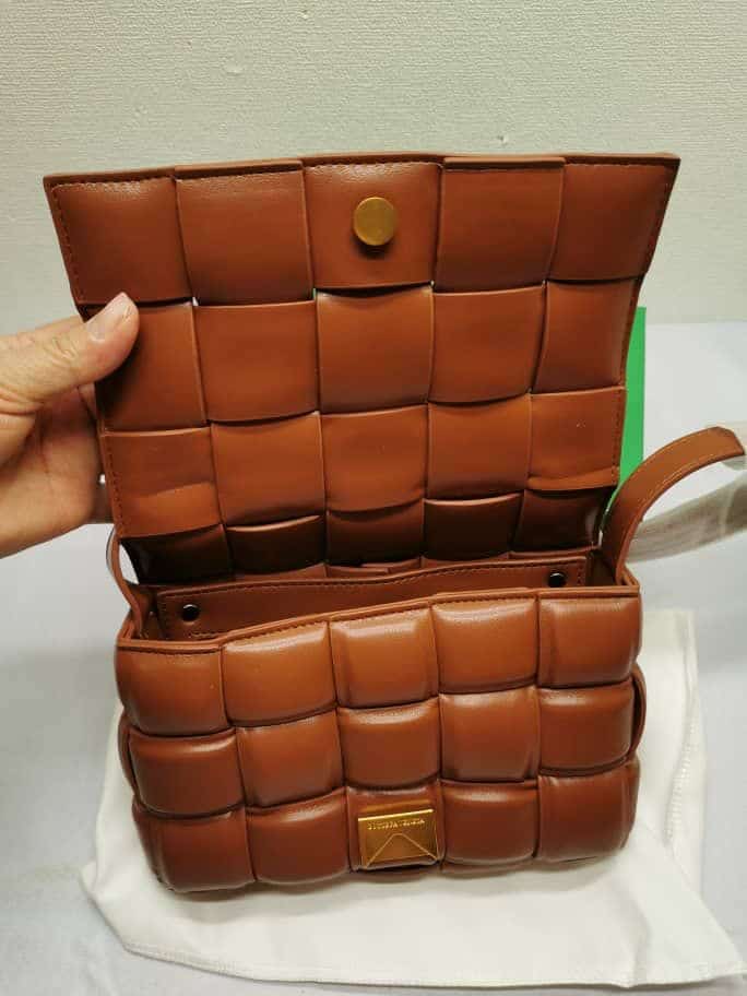 Bottega Veneta Padded Leather Bag Caramel 22Cm