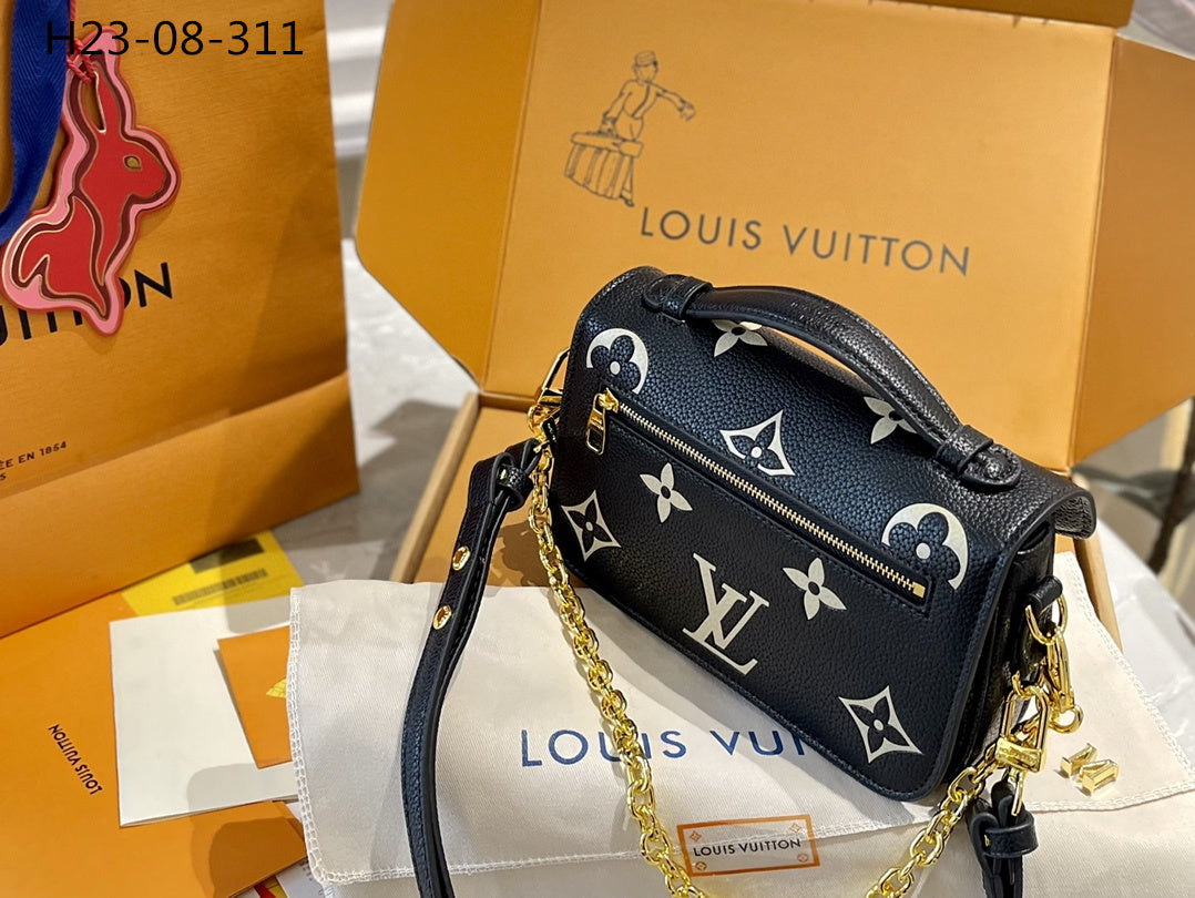 Louis Vuitton Pochette M Tis East West Bag Black Beige 21Cm M46596