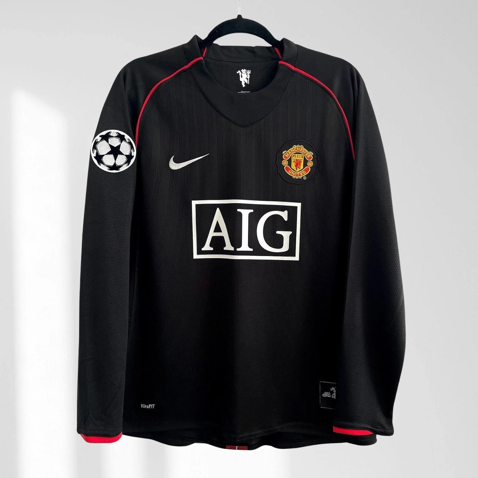 Manchester United 2007/08  Away Black Long Sleeve Men Soccer Jersey - JerseyFun