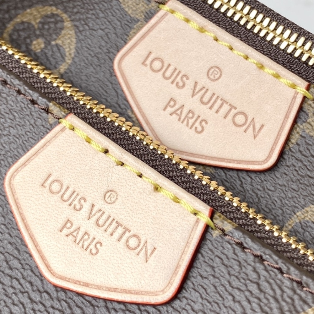 Louis Vuitton Multi Pochette Accessoires Monogram Canvas Khaki 24cm M44813