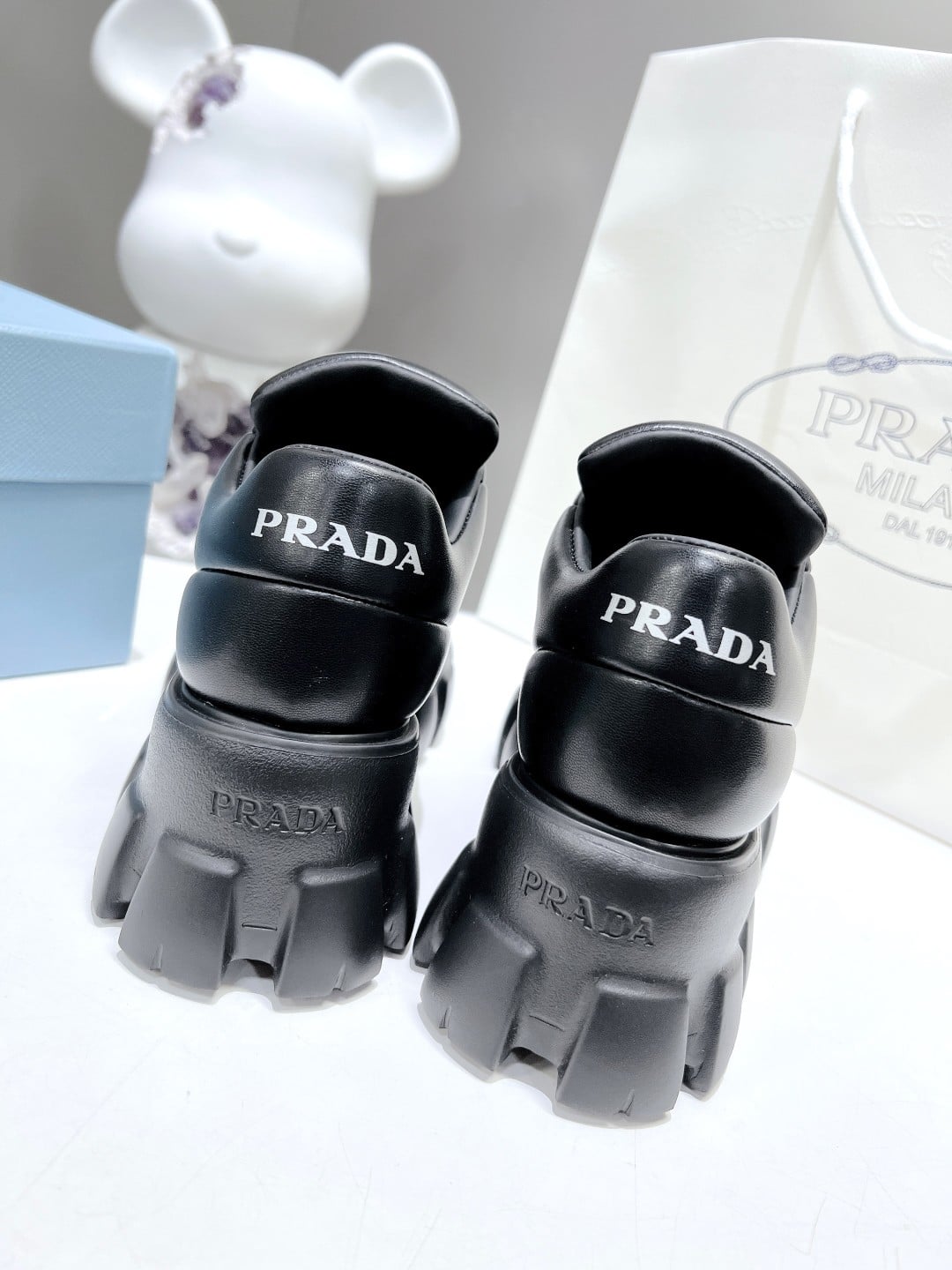 Prada Soft Padded Nappa Leather Lace Up Shoes Black 1E119N 2Dl8 F0002 F 055