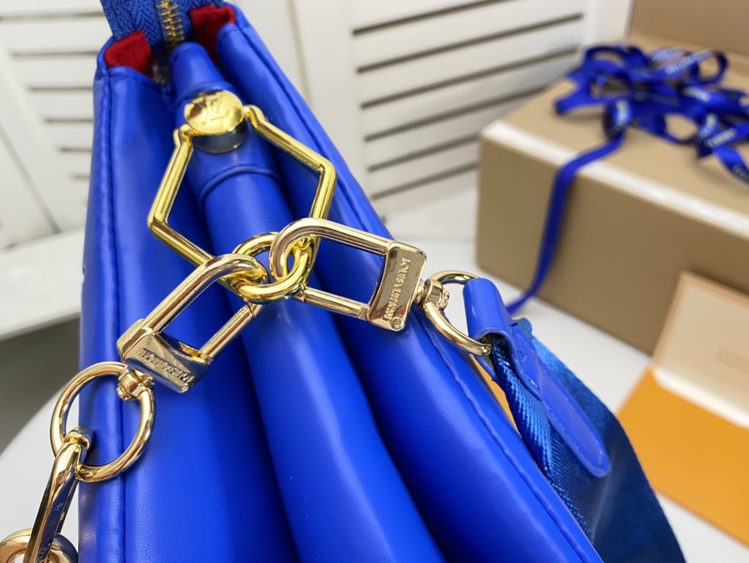Louis Vuitton Coussin Blue Red 26Cm