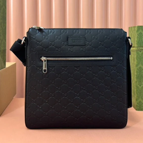 Gucci Signature Messenger Bag Black Cowhide 239929