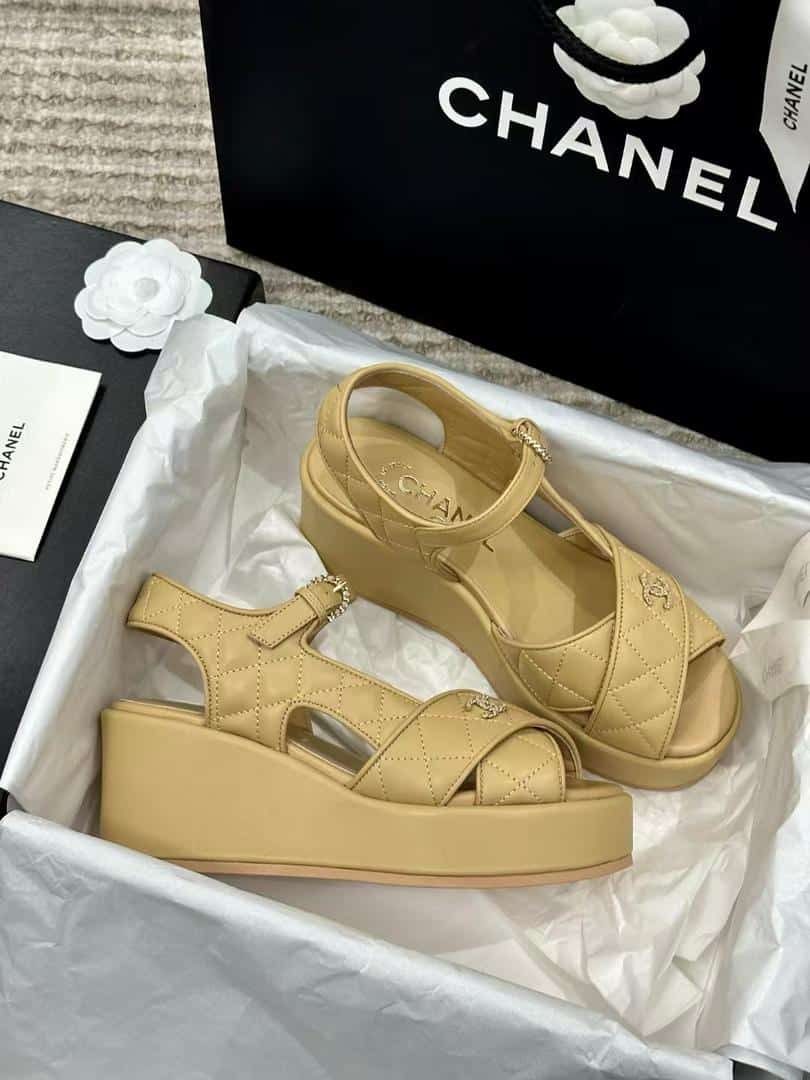 Chanel Quilted Sandals Beige G39918