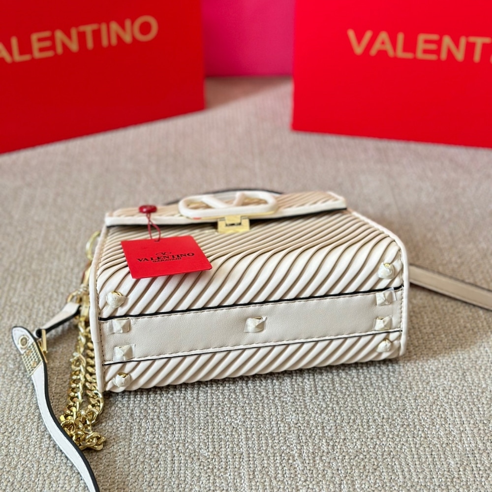 Valentino Garavani Small Vsling Handbag White 20Cm