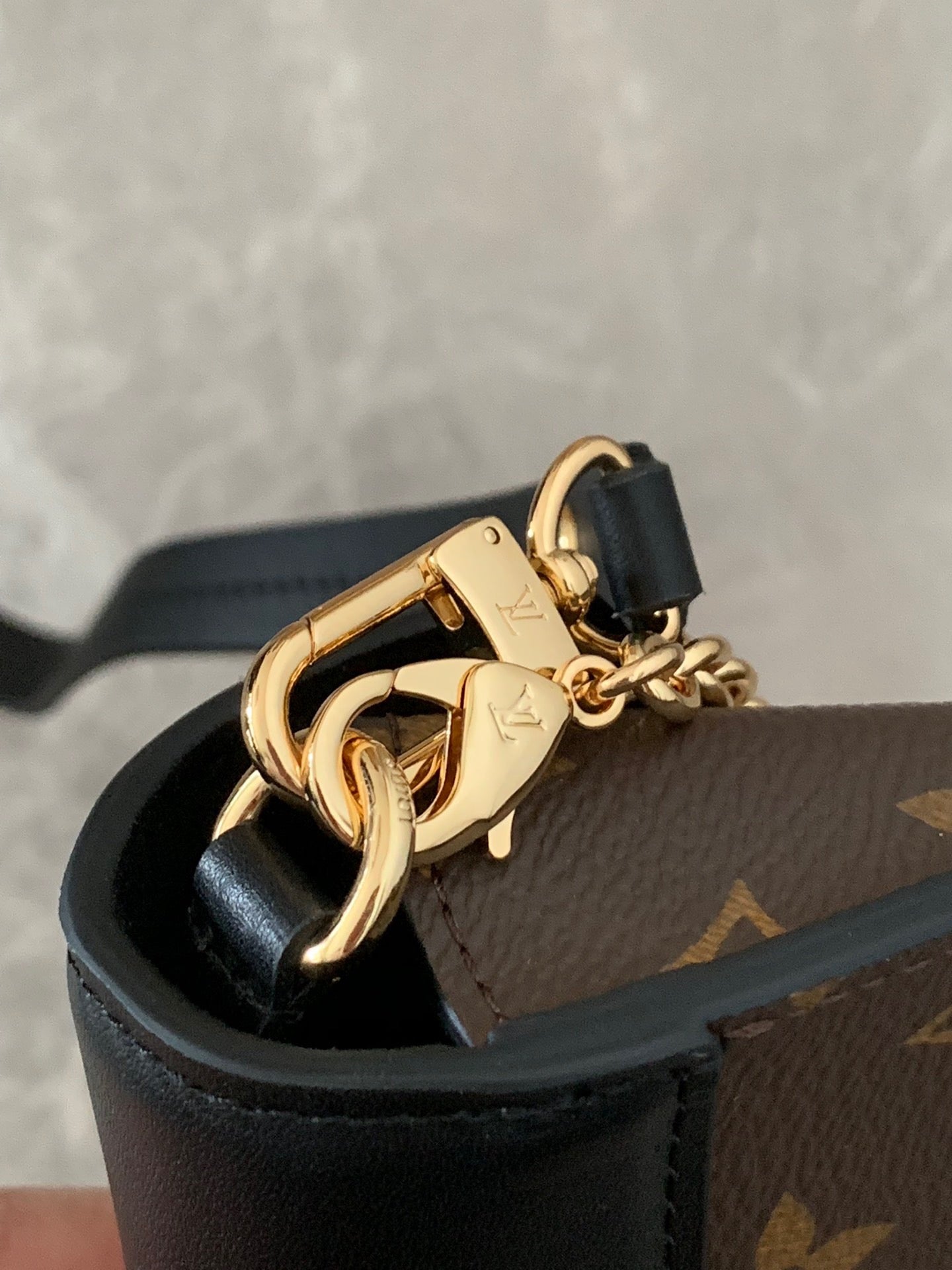 Louis Vuitton Monogram Padlock On Strap 19Cm Black