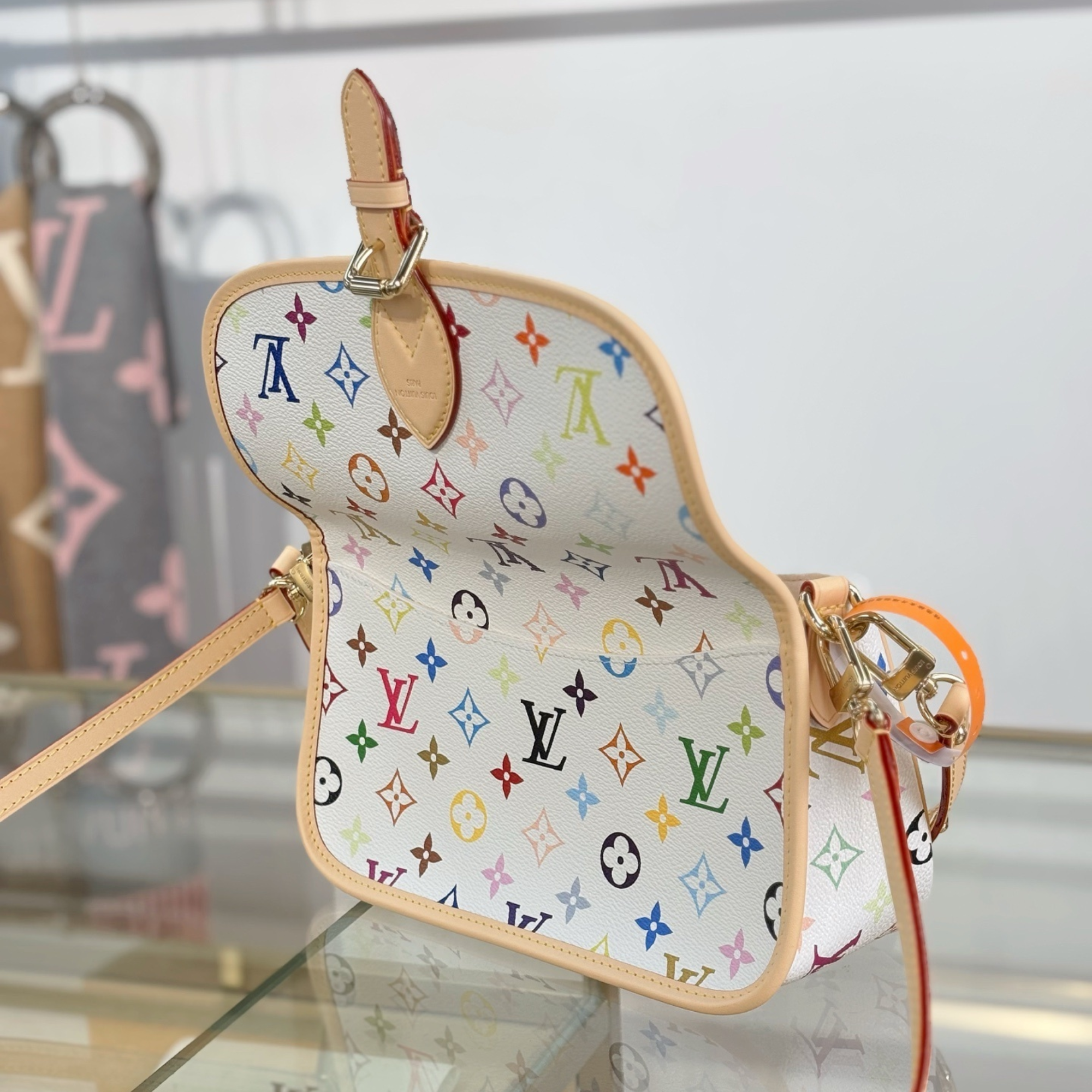 Louis Vuitton Diane LV x TM M27866 24cm/9.4in