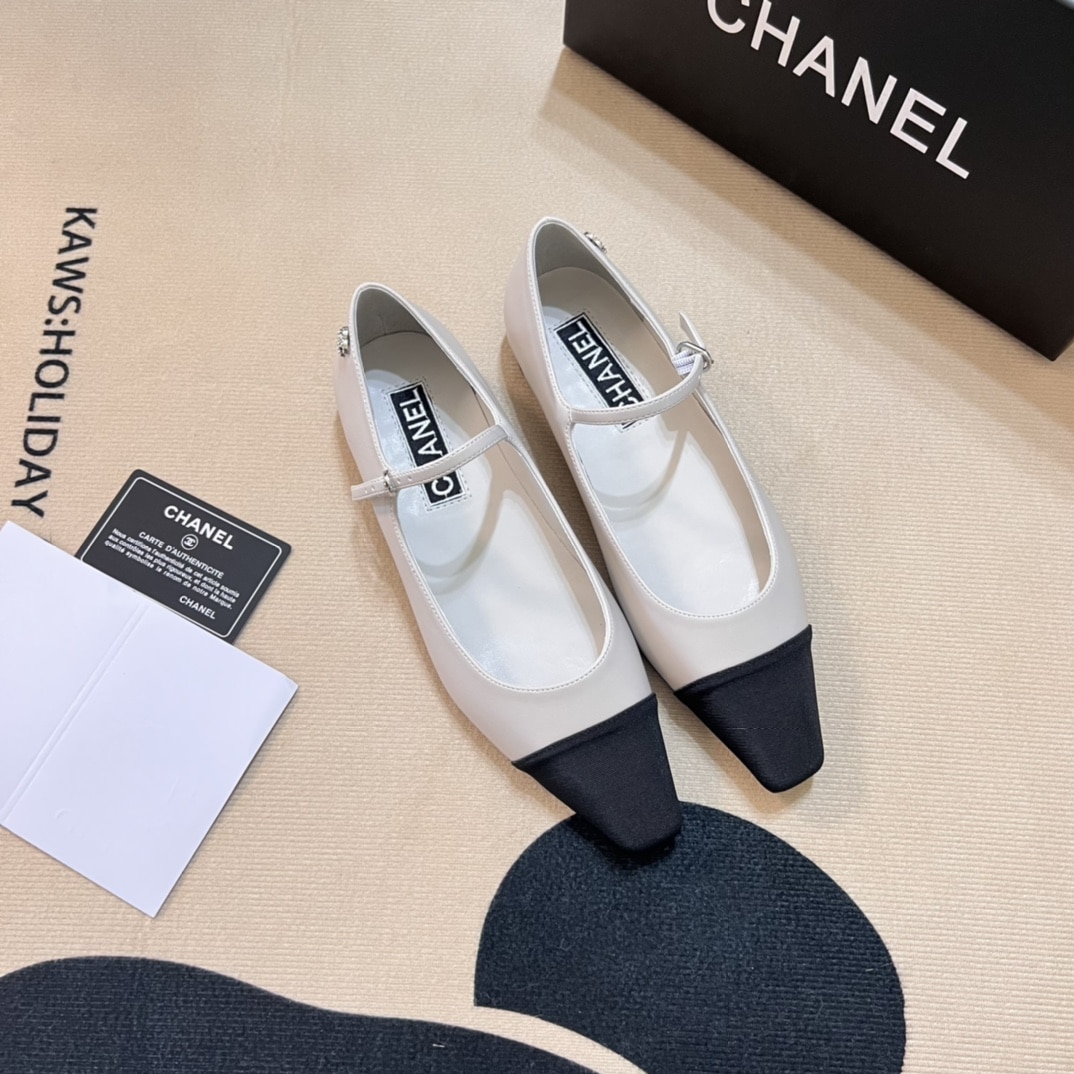 Chanel Square Toe Ballet Flats Black White