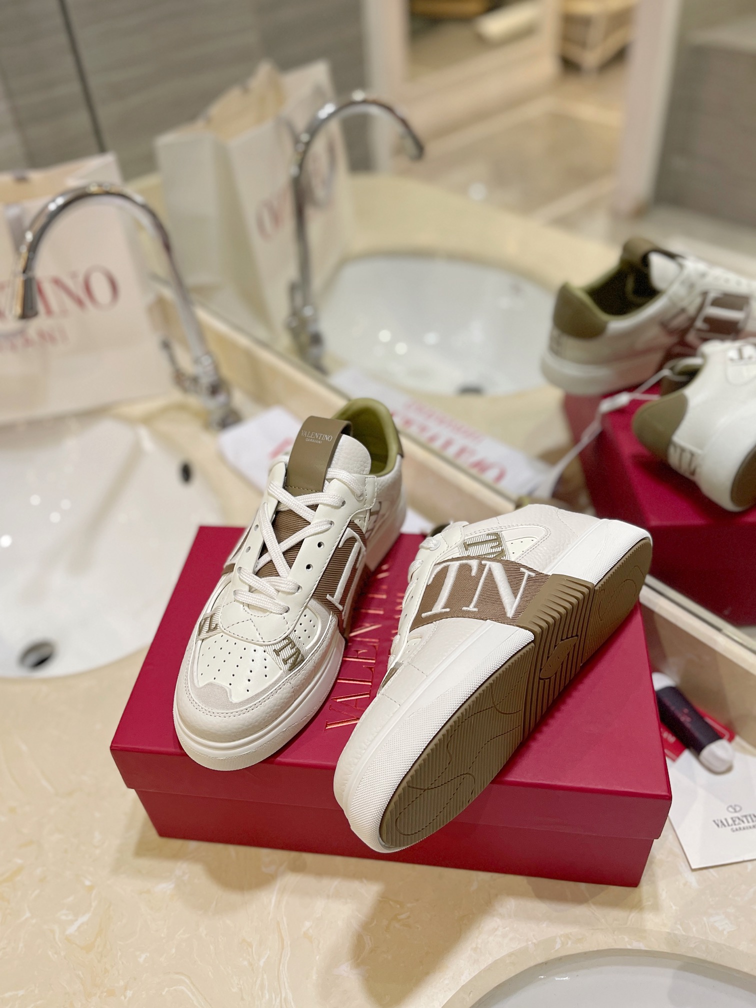 Valentino Garavani Sneaker