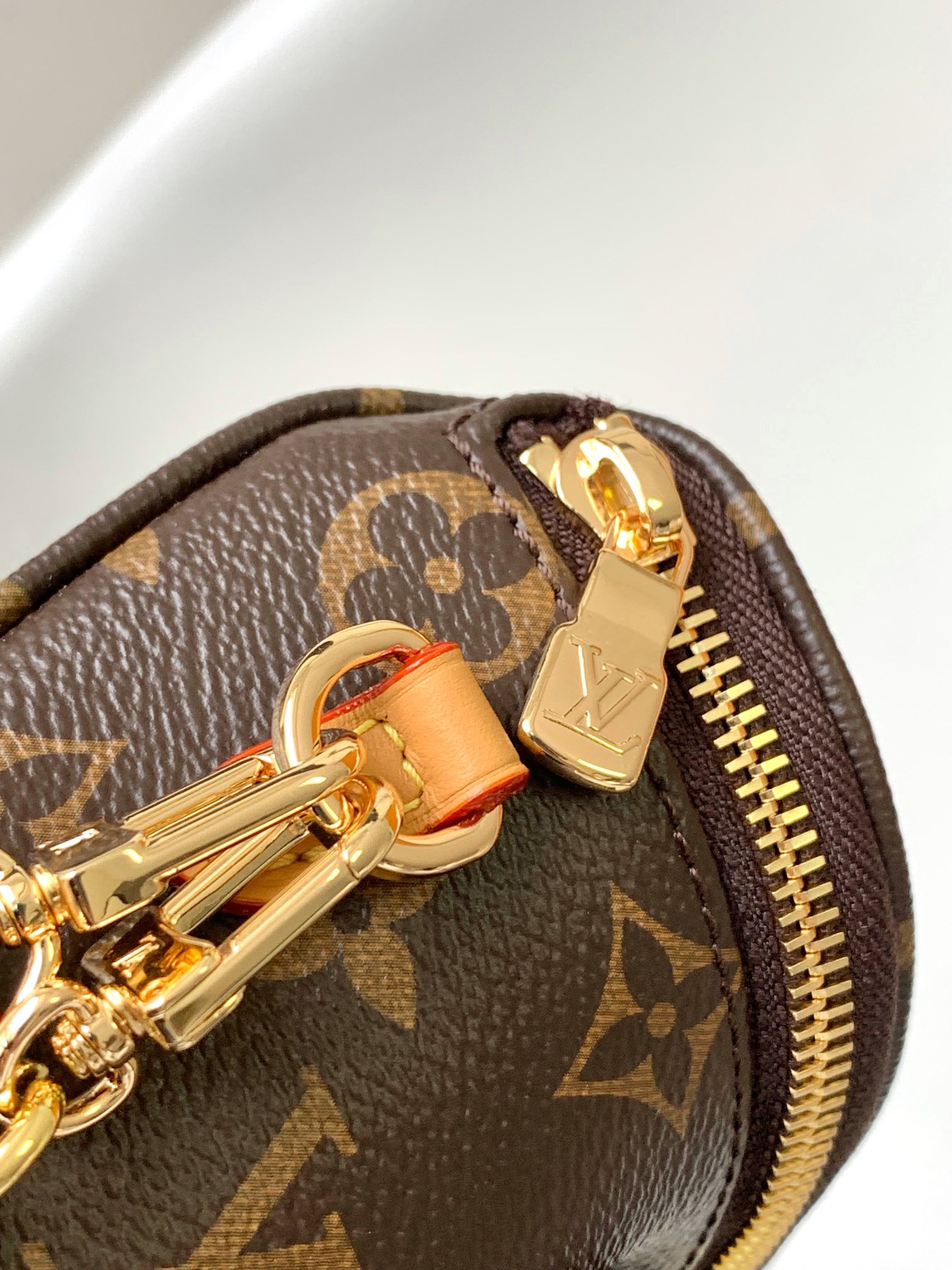 Louis Vuitton Mini Bumbag Lv Monogram Small Fanny Pack Monogram 17cm M82335