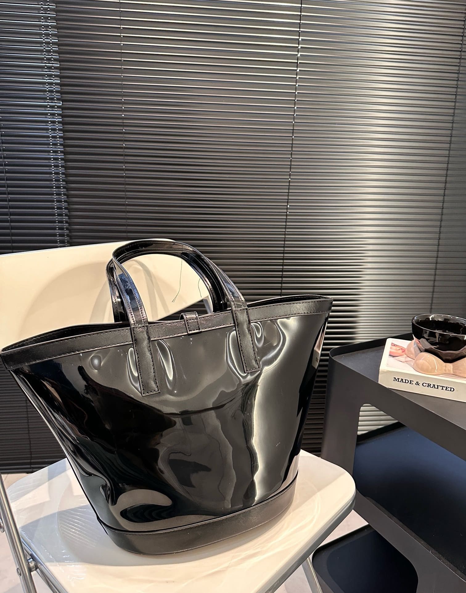 Saint Laurent Panier Medium In Vinyl And Shiny Leather Black 28Cm