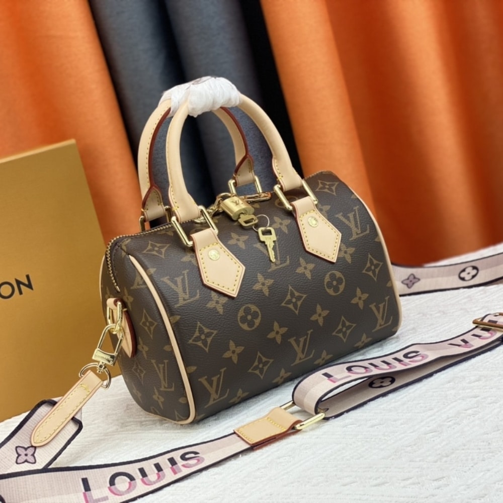 Louis Vuitton Speedy Bandoulière 20 Bag Black 20Cm M46234