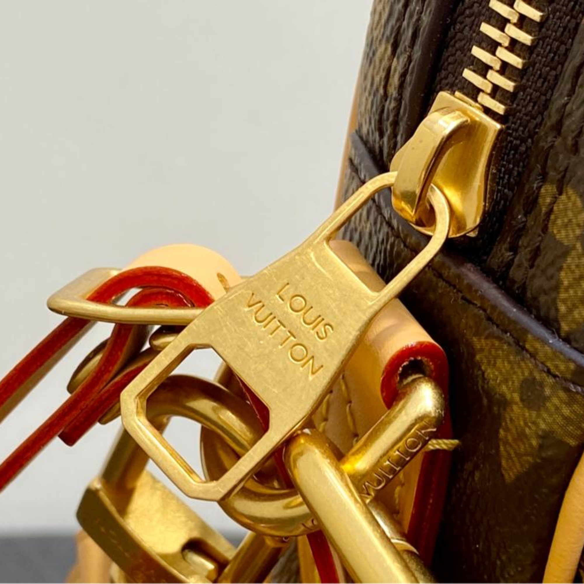 Louis Vuitton Nil Monogram Bag 25cm