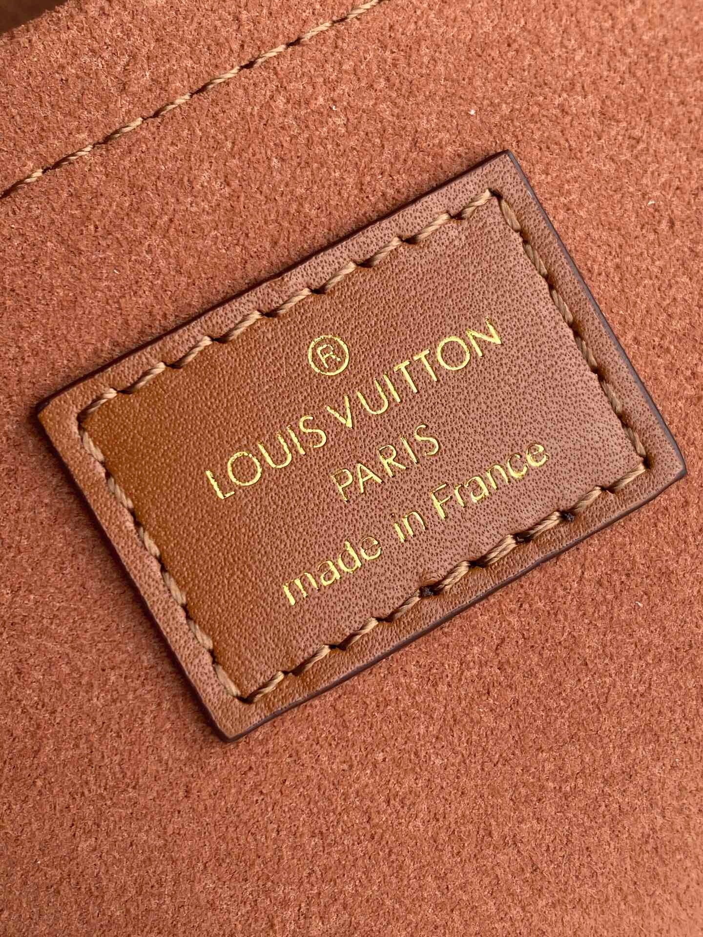 Louis Vuitton Locky Brown
