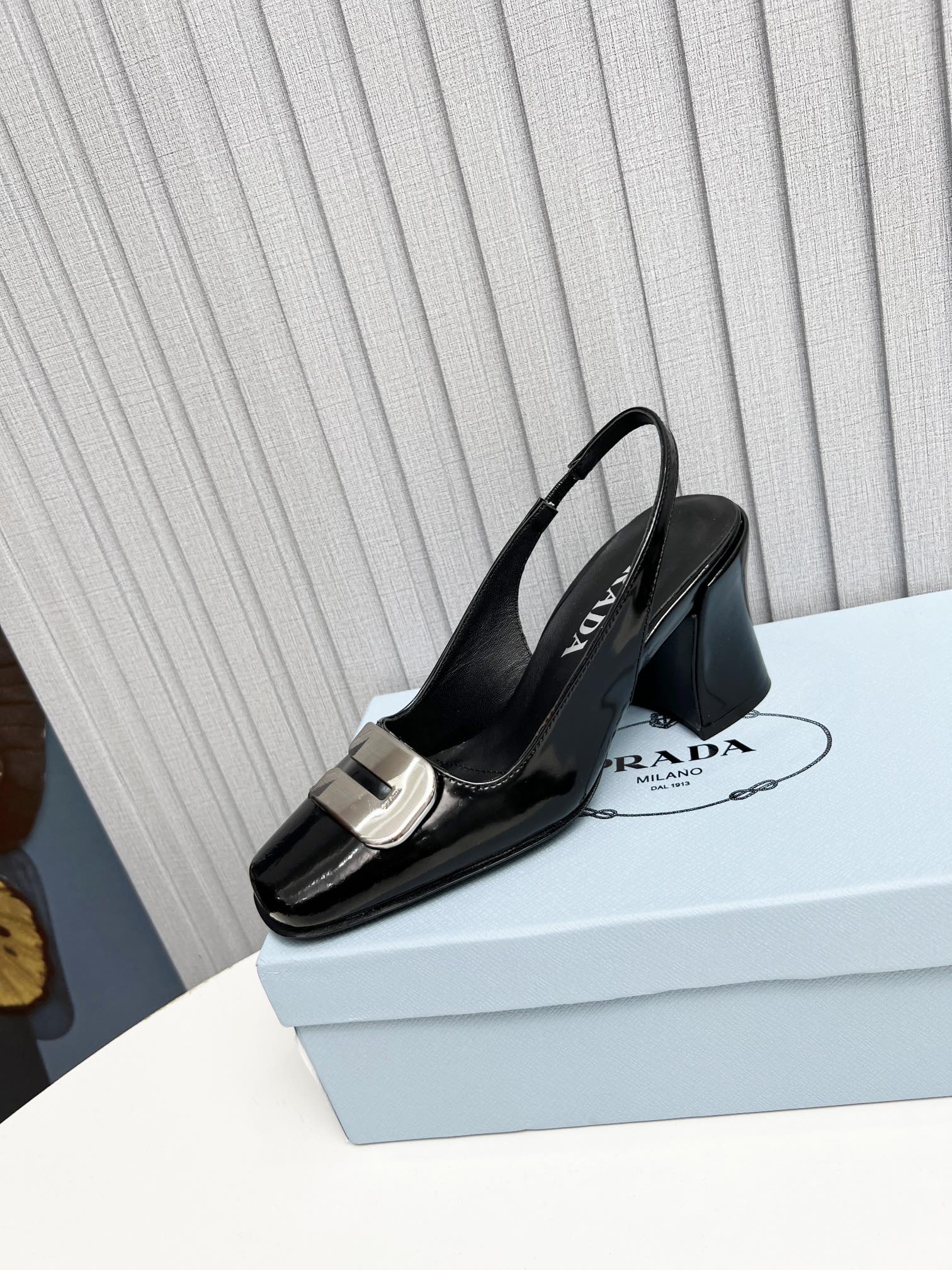 Prada Leather Slingback Pumps Black