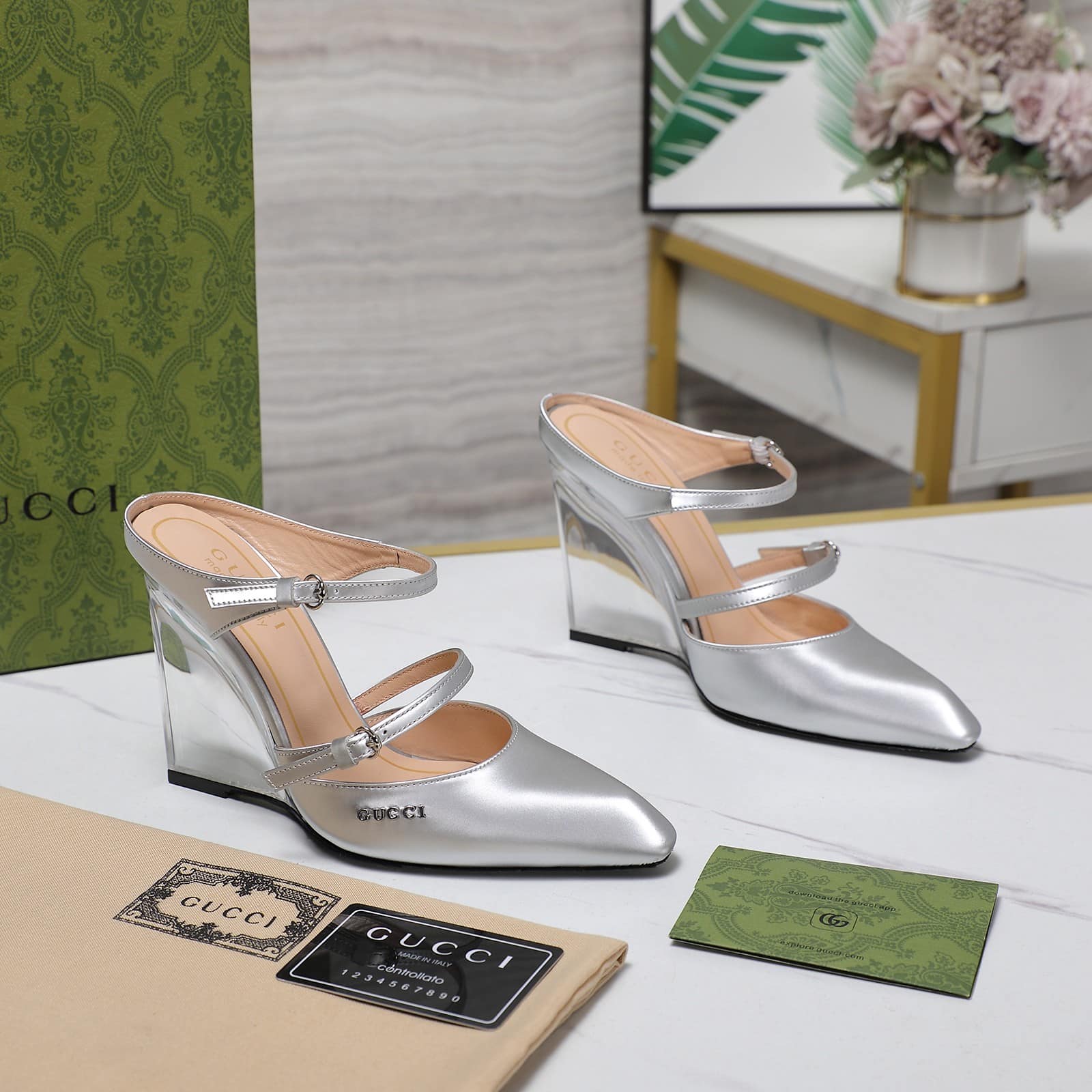 Gucci Women’S Wedge Mule Silver