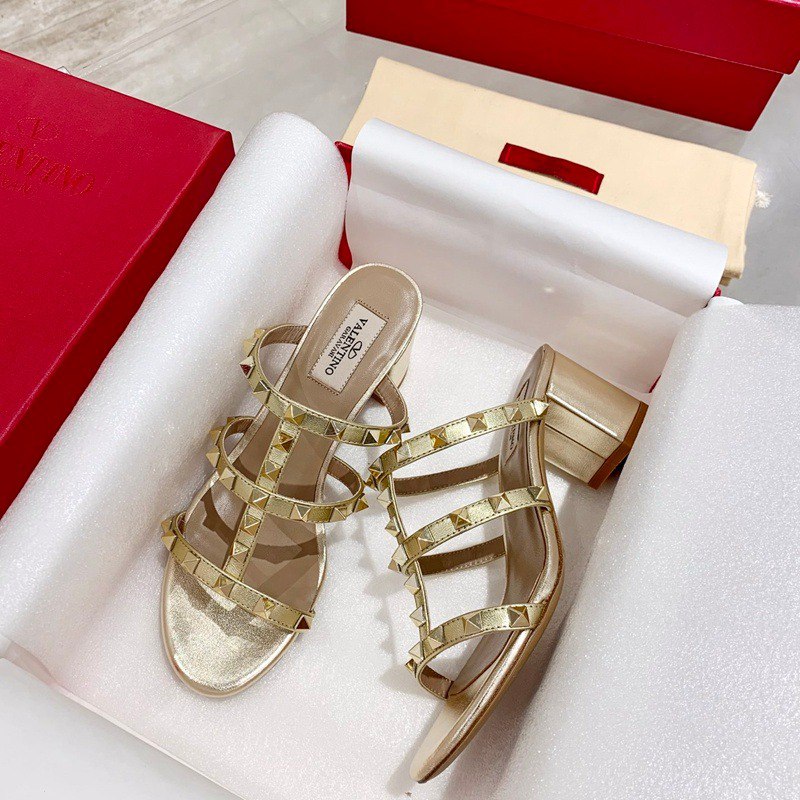 Valentino Garavani Rockstud Caged Metallic Leather Slide Sandals Gold