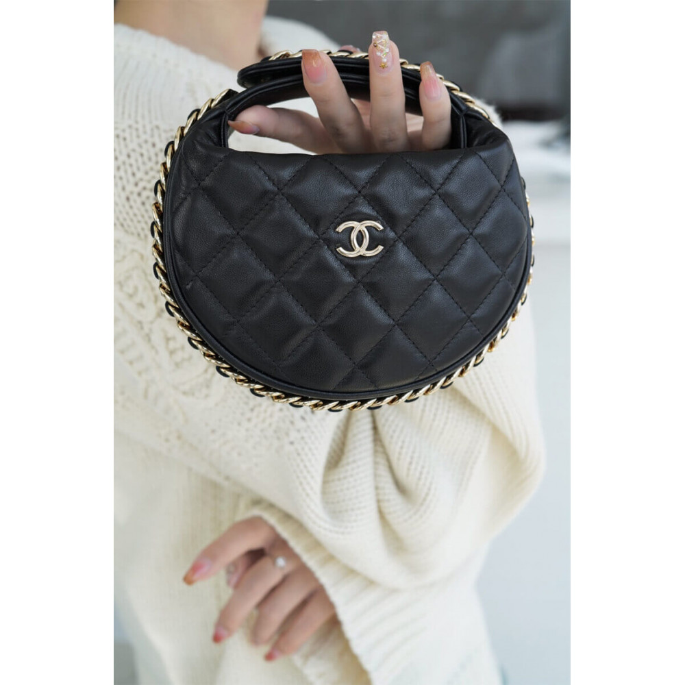 Chanel Lambskin Pouch Black 16cm