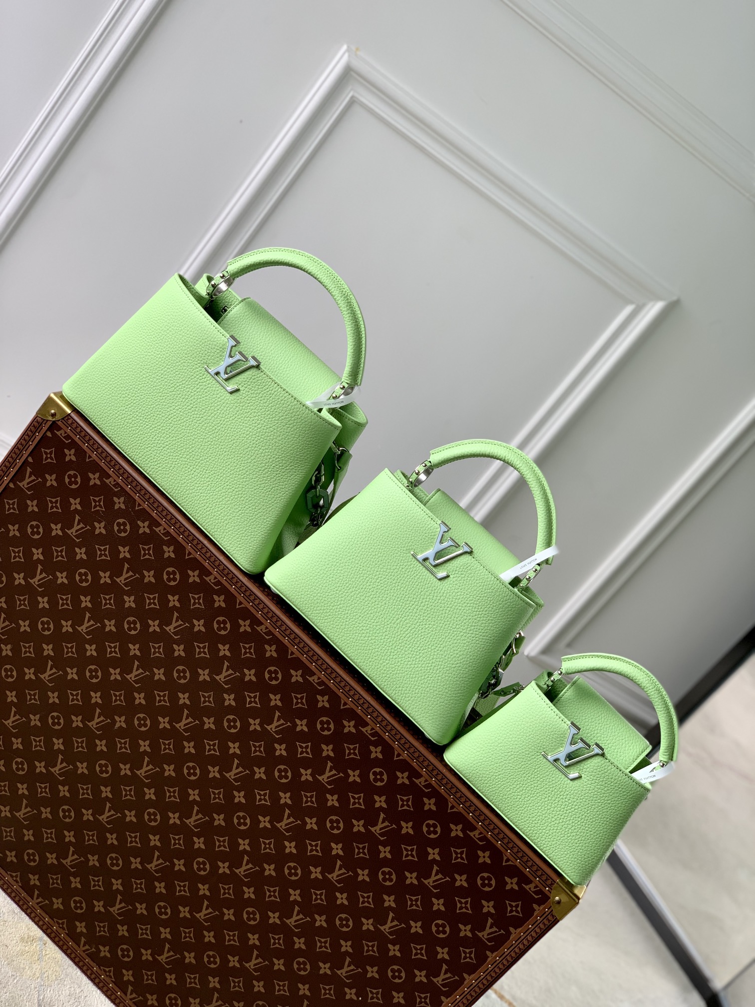 Capucines M24683