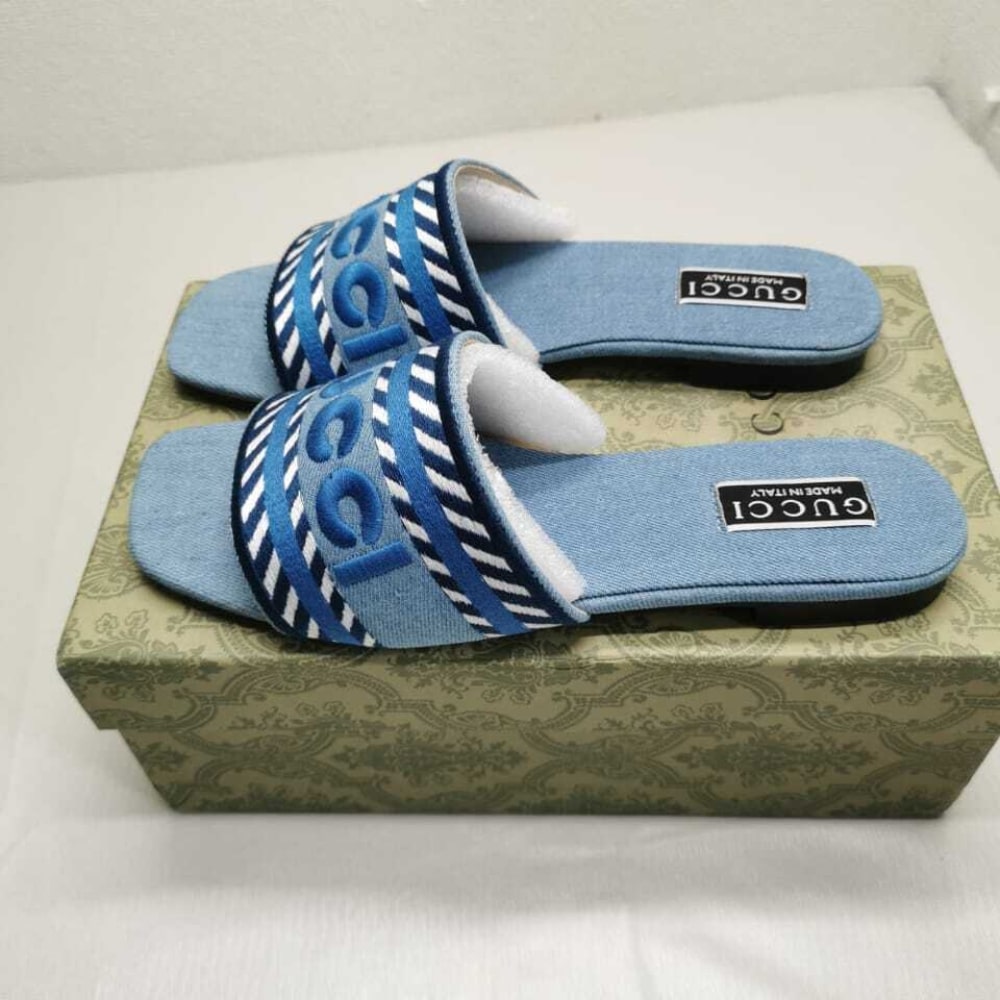Gucci Women’S Slide Sandal With Gucci Script Light Blue Denim 771589 Fack3 4609