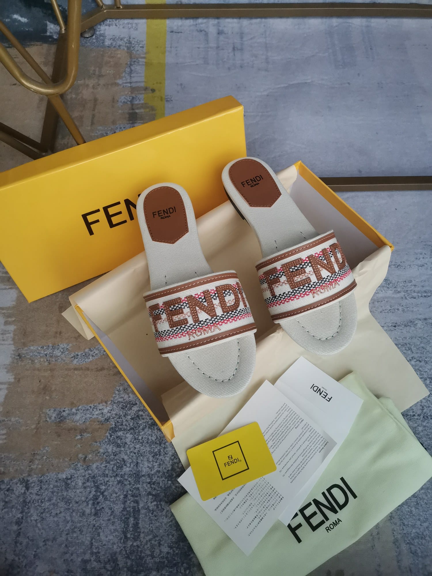 Fendi Signature Beige Canvas Slides 8R8092Ao0Xf1Lru