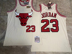 Michael Jordan Chicago Bulls 23 White MN