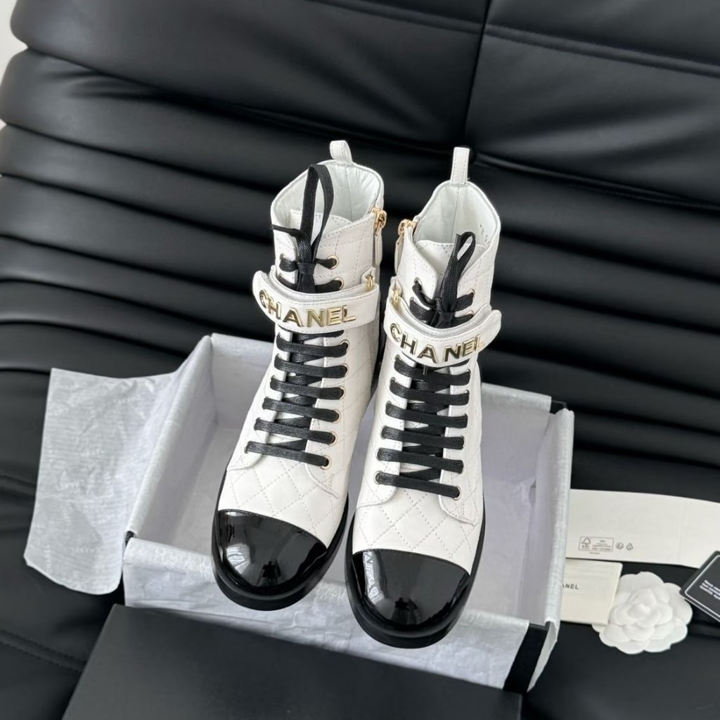 Chanel Combat Boots White And Black G45005