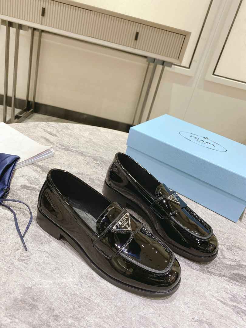 Prada Chocolate Brushed Leather Loafers Black 1D246Mulsf0002Fb050