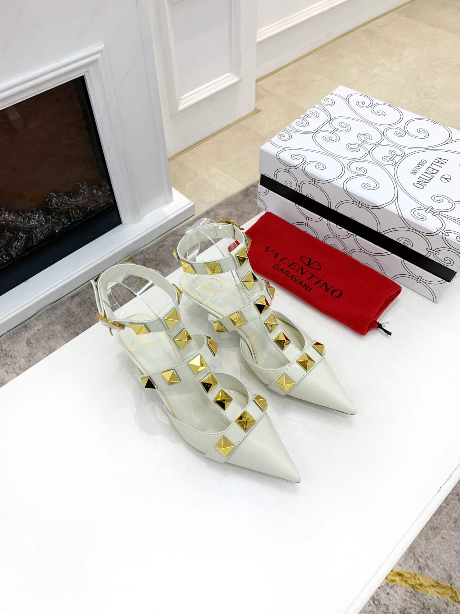 Valentino Garavani Roman Stud Kitten Heel Pumps White
