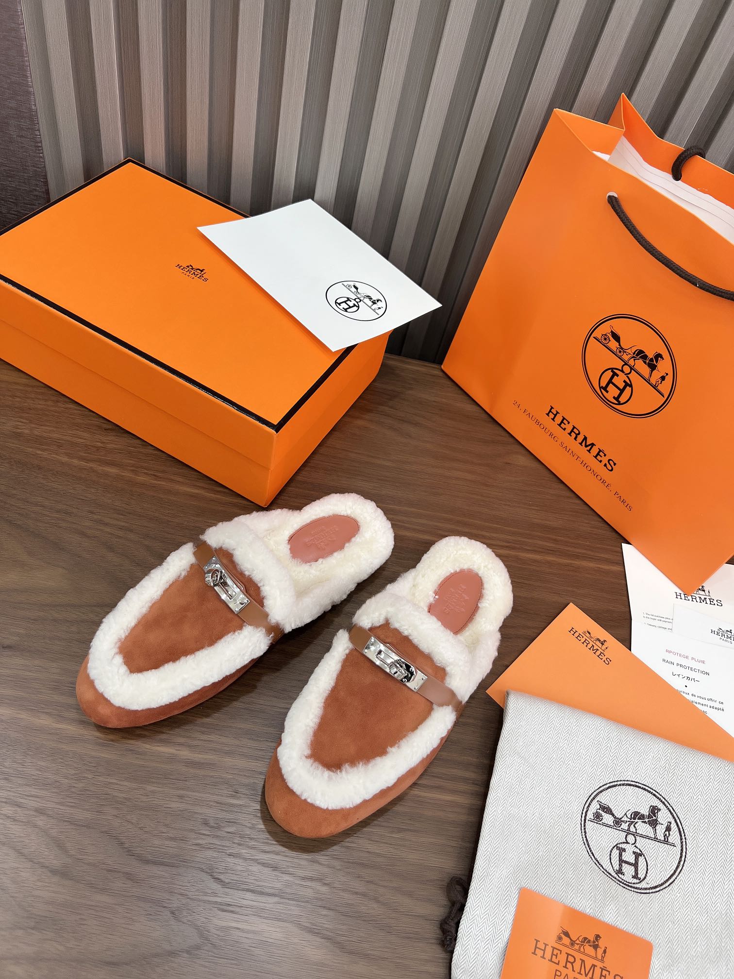 Hermes Oz Mule Shearling Brown White