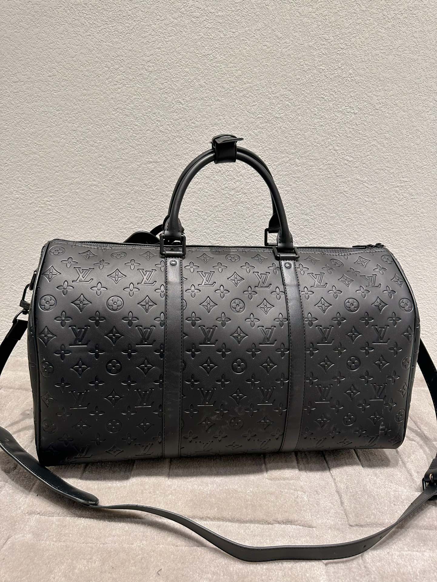 Louis Vuitton Keepall Bandouliere 50 Black 50cm M44810