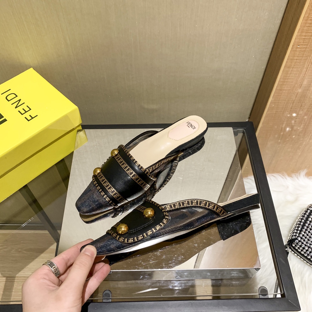 Fendi Ff Beige Strap Half Slippers Black