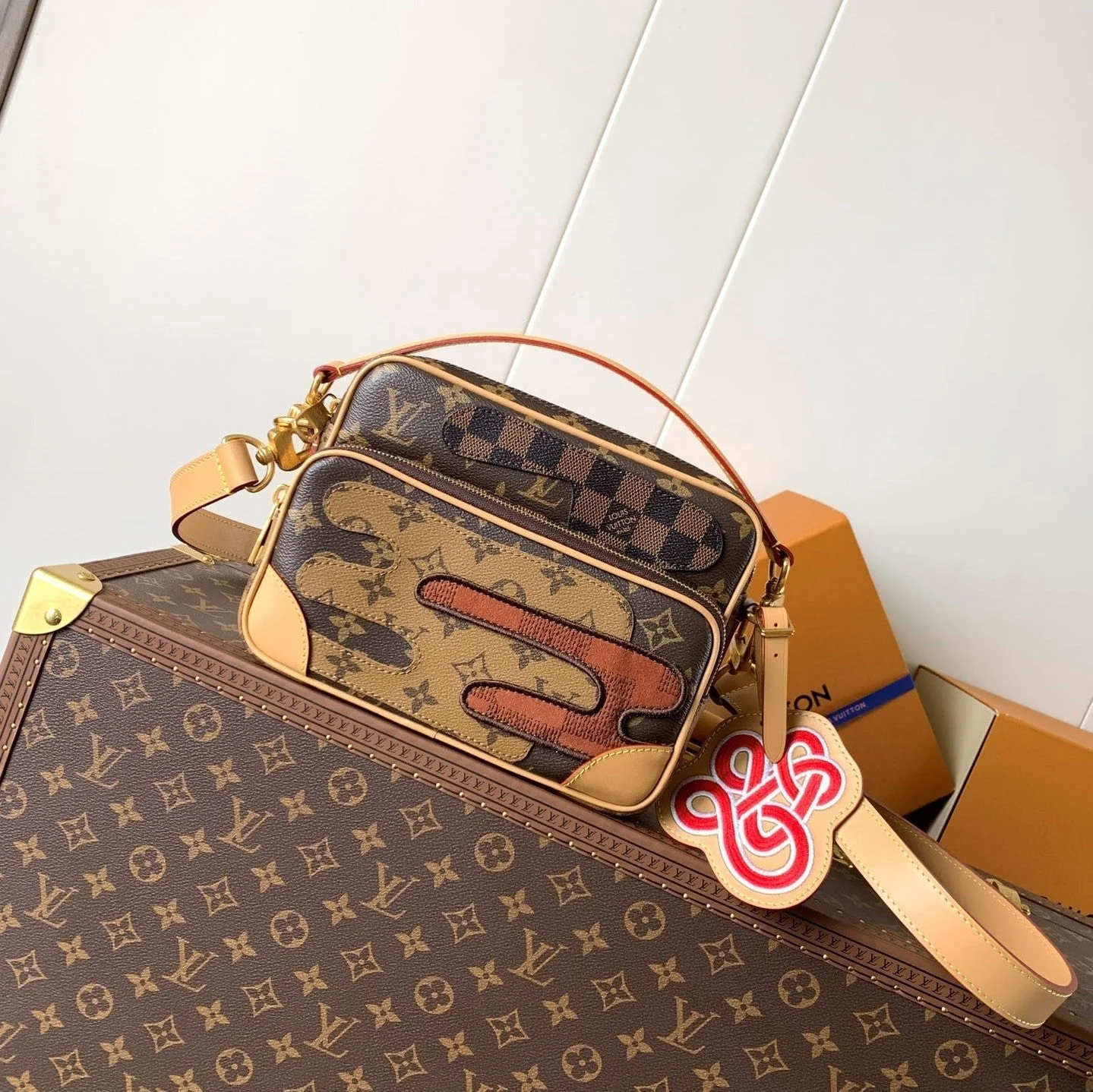 LV Nil Crossbody Bag 27.5cm Brown Monogram Reverse & Damier Canvas
