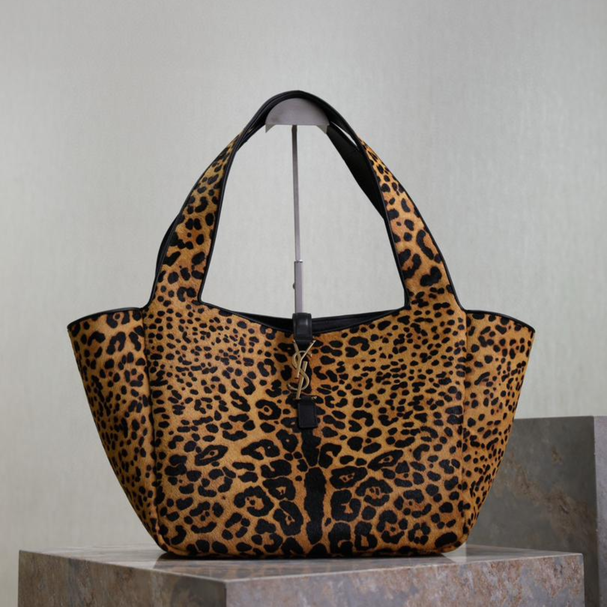 Saint Laurent Leopard Print Tote Bag Brown