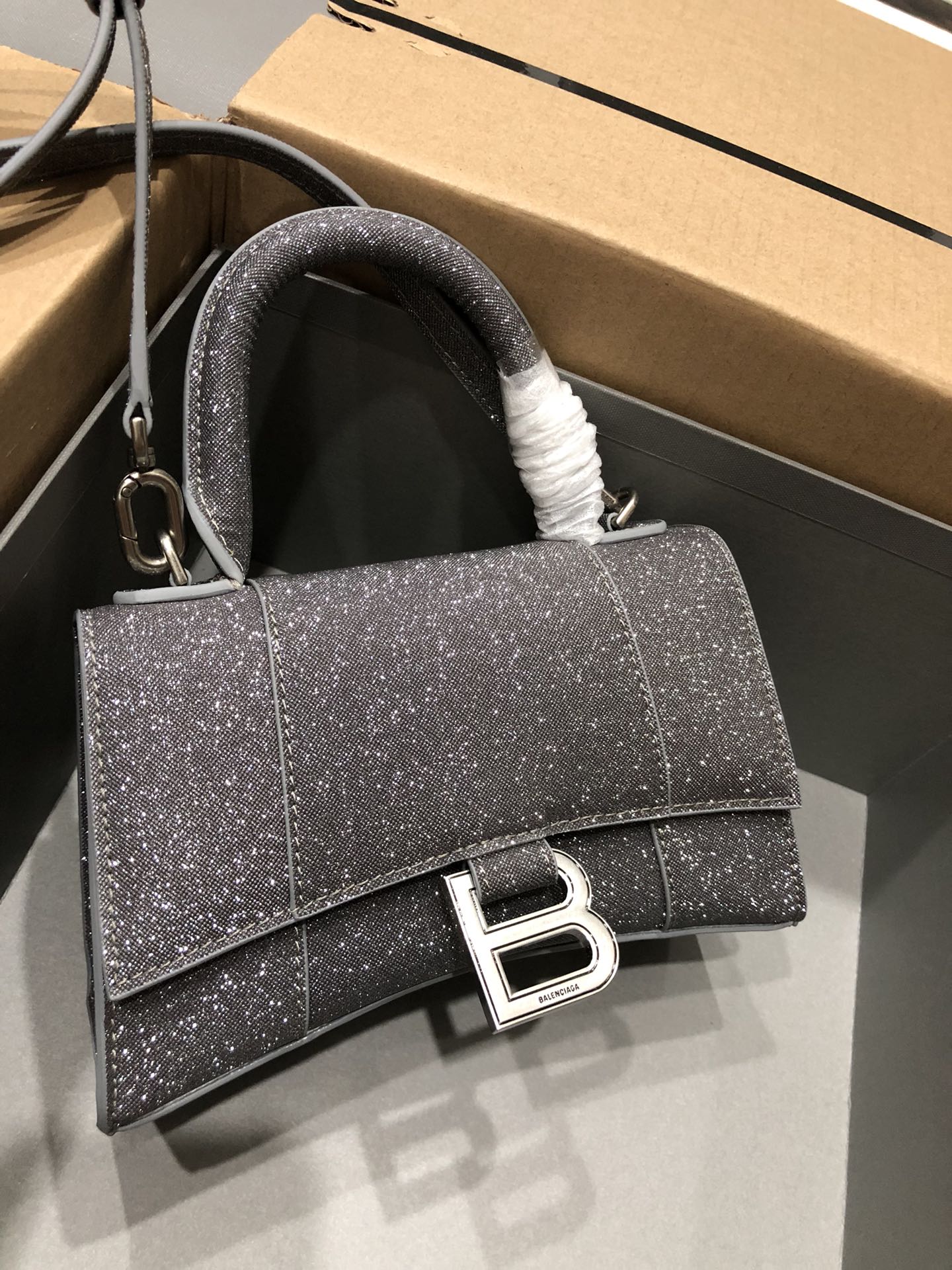 Balenciaga explosive version #hourglass bag