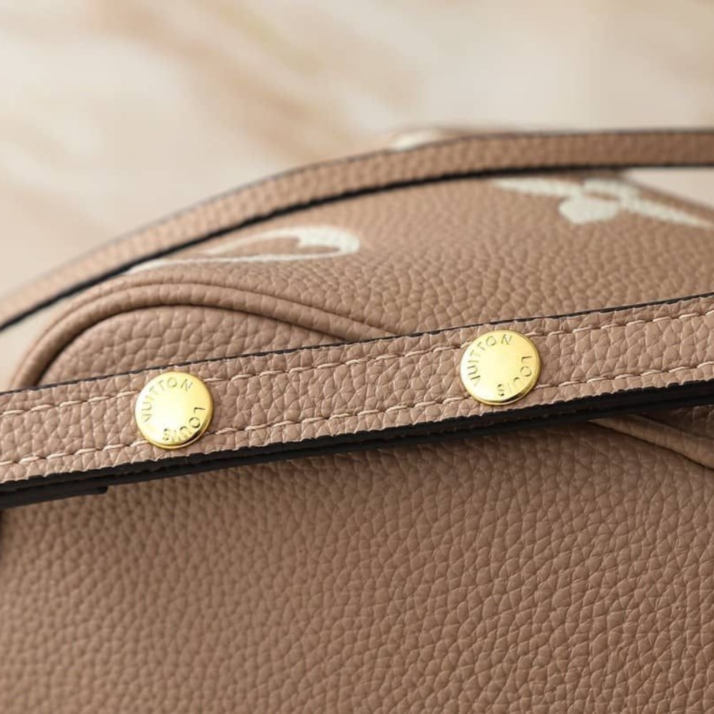 Louis Vuitton Néonoé MM Bag Arizona 25Cm M45808