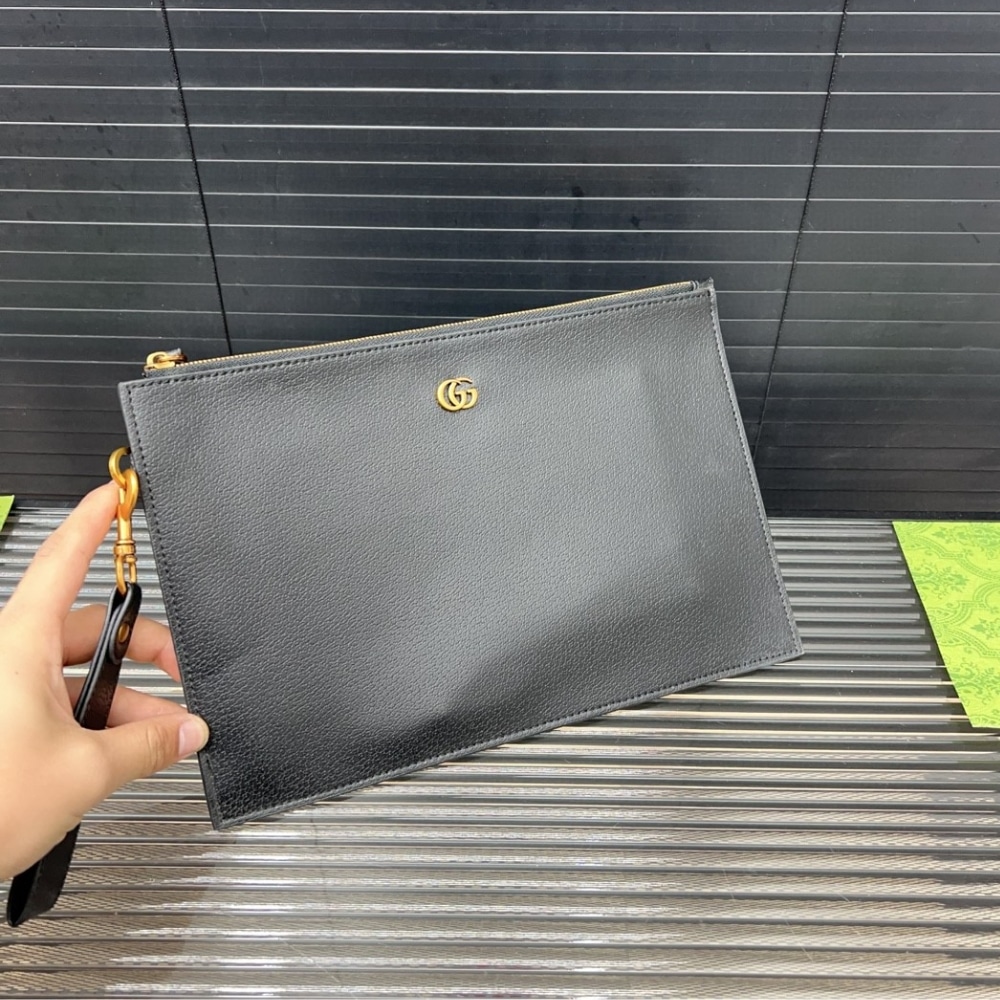 Gucci Gg Leather Pouch Clutch Bag Black 29Cm