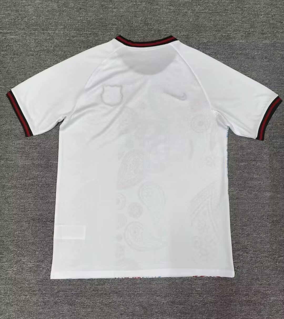 2024/2025 Barcelona Special Edition White Football Shirt 1:1 Thai Quality
