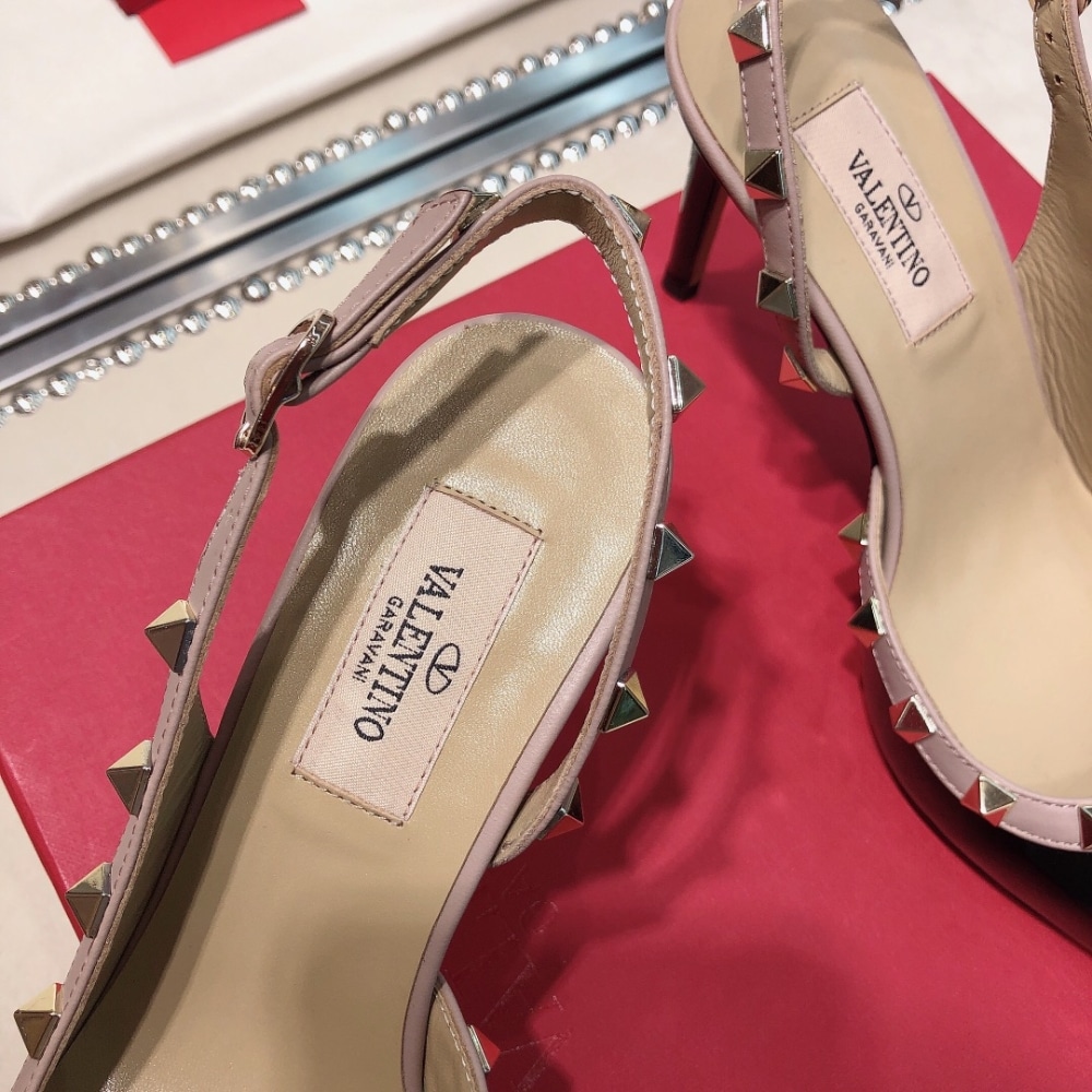 Valentino Garavani Rockstud Patent Leather Strap Pump Black