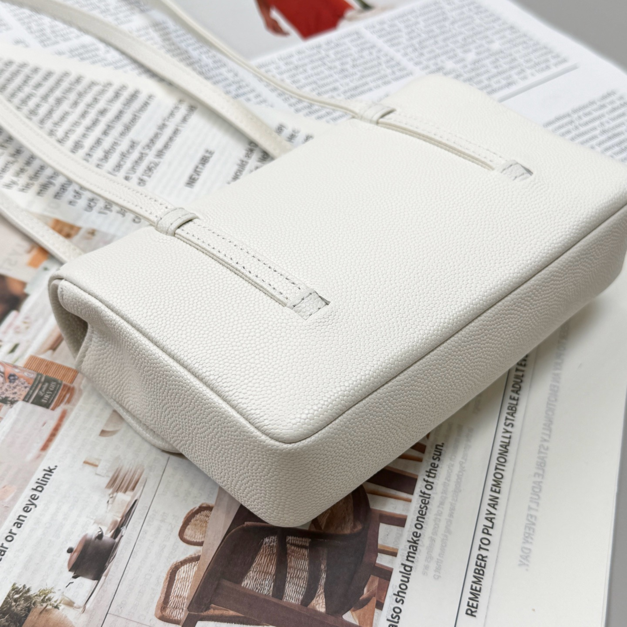 Chanel Clutch White Bag 17cm/6.7in
