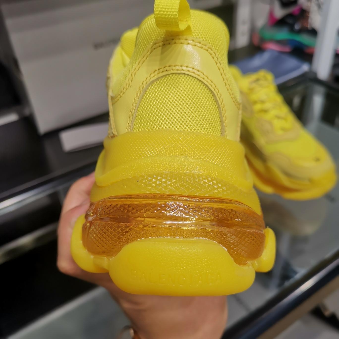 BALENCIAGA TRIPLE S