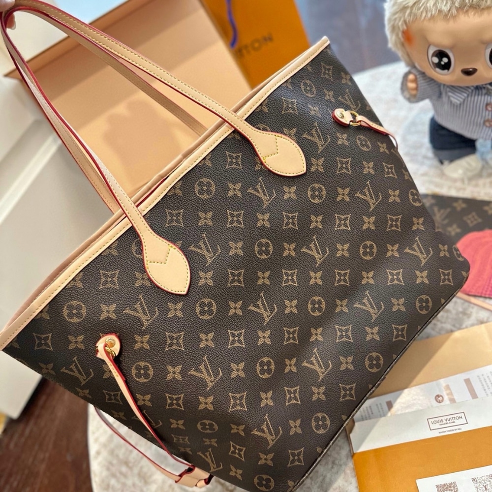 Louis Vuitton X Yayoi Kusama Neverfull MM Monogram Pumpkin Dots Red 31cm M46468