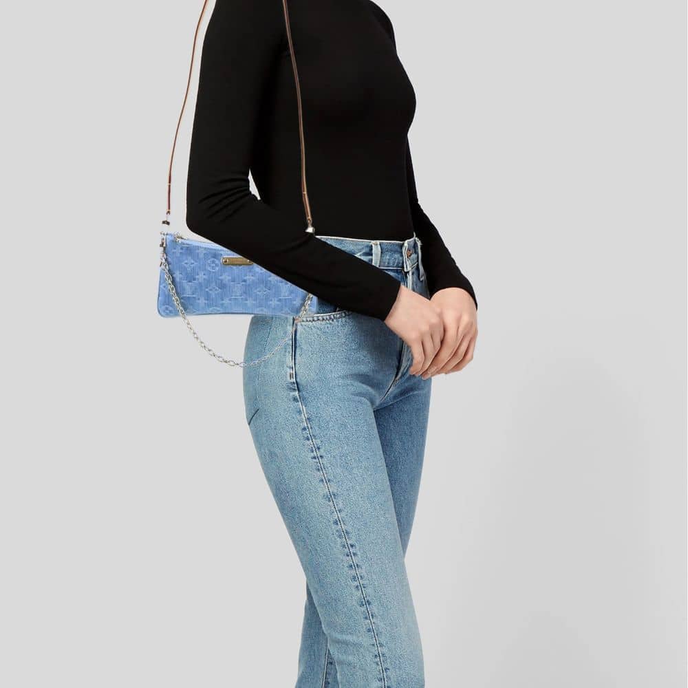 Louis Vuitton Liv Pochette Blue Denim 25Cm M83532