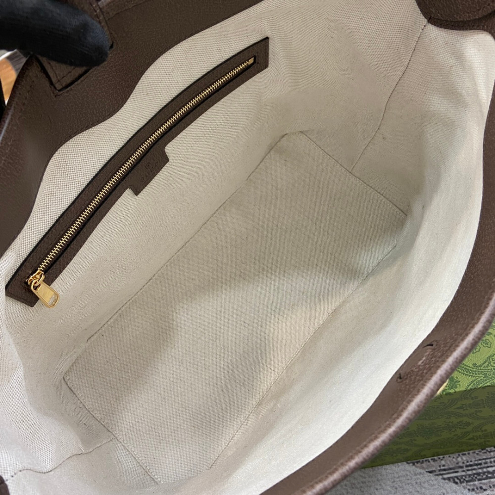 Gucci Ophidia GG Medium Shoulder Bag