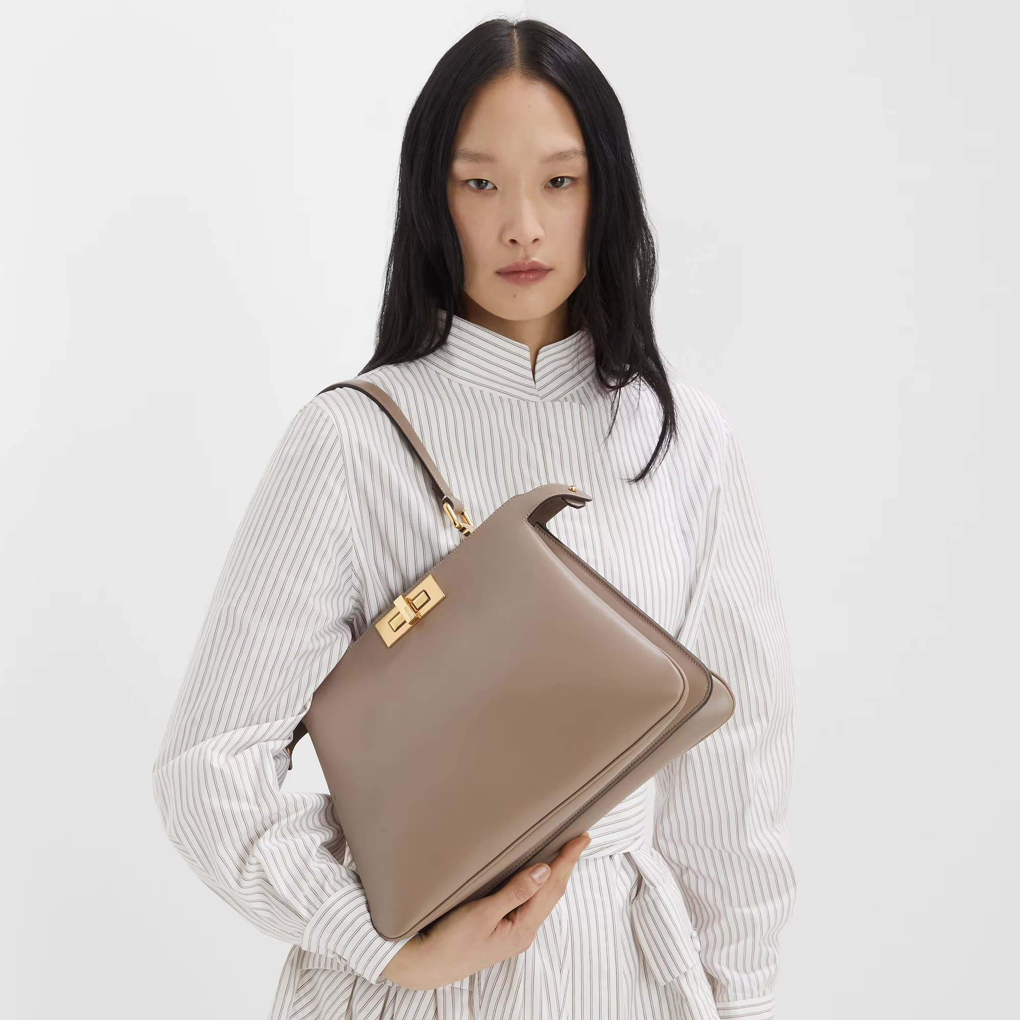 Fendi Peekaboo Soft Medium Leather Bag Dove Grey 33Cm