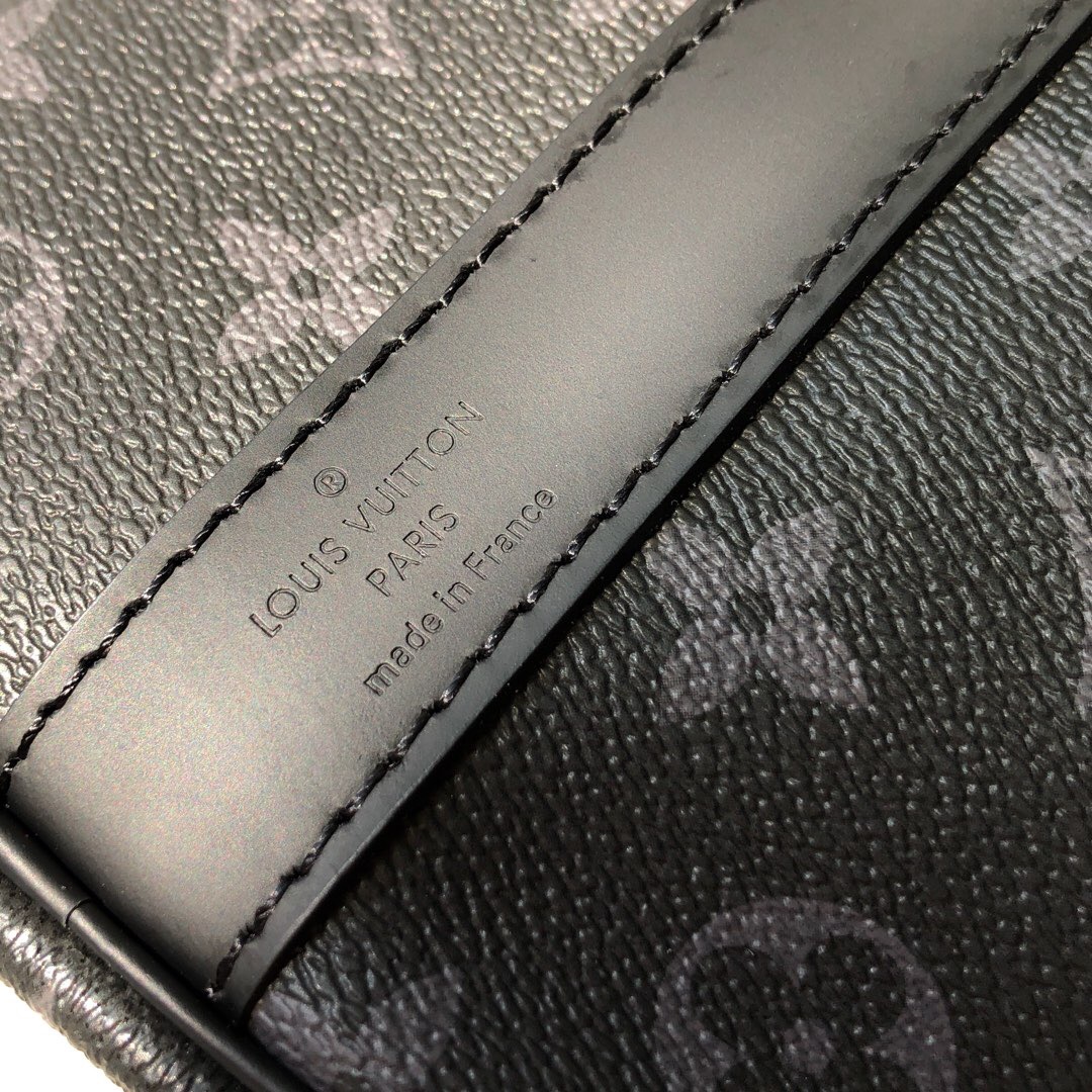 Louis Vuitton Keepall Bandouli Re 55 Monogram Eclipse 55cm M40605