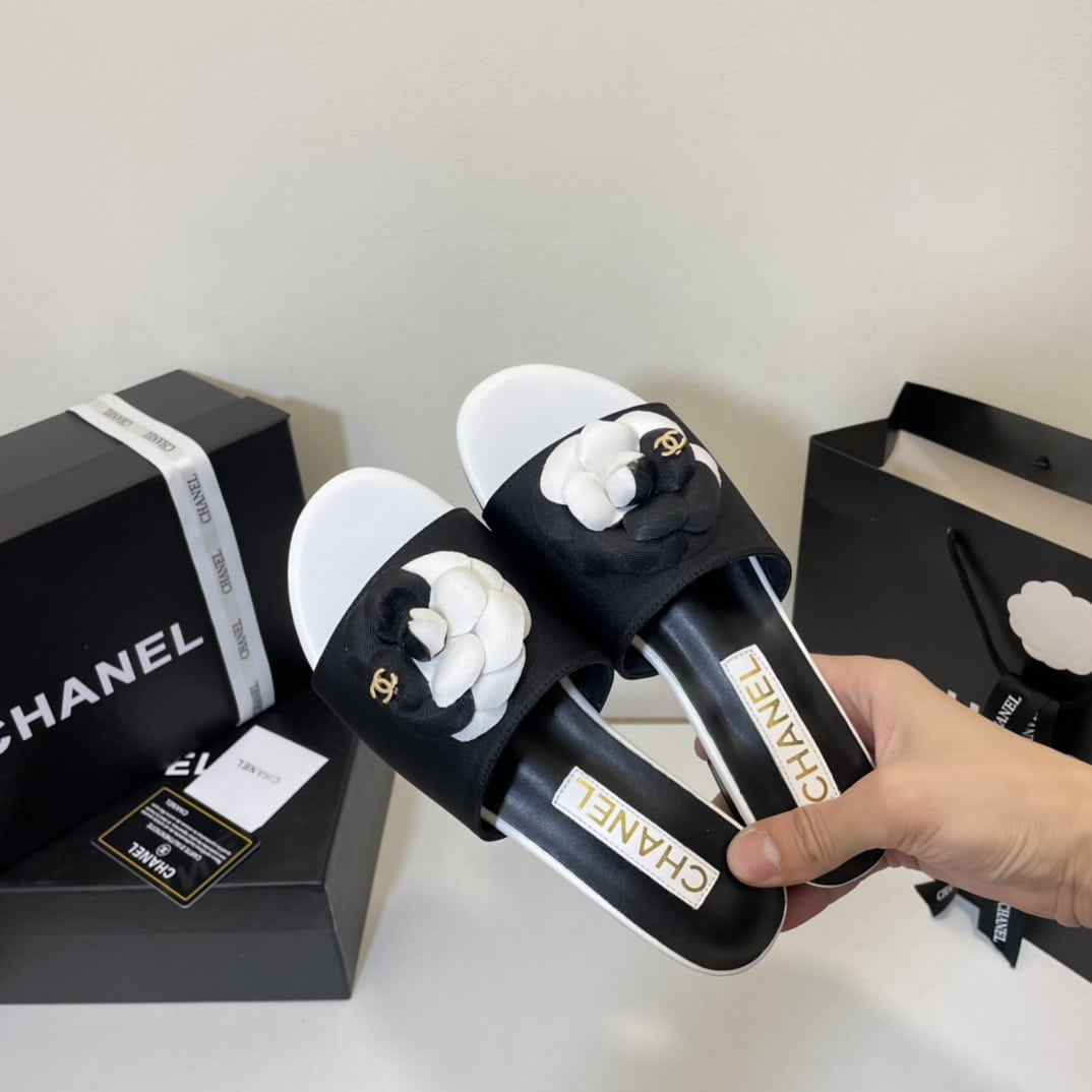 Chanel Camellia Slides Black White